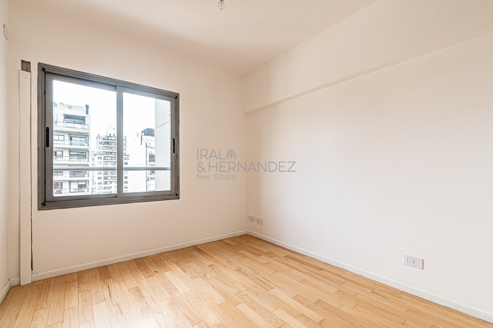 3 Ambientes con Balcón Terraza, Parrilla Propia, Cochera y Baulera | Piso Alto con Vista Abierta en Villa Urquiza - 20