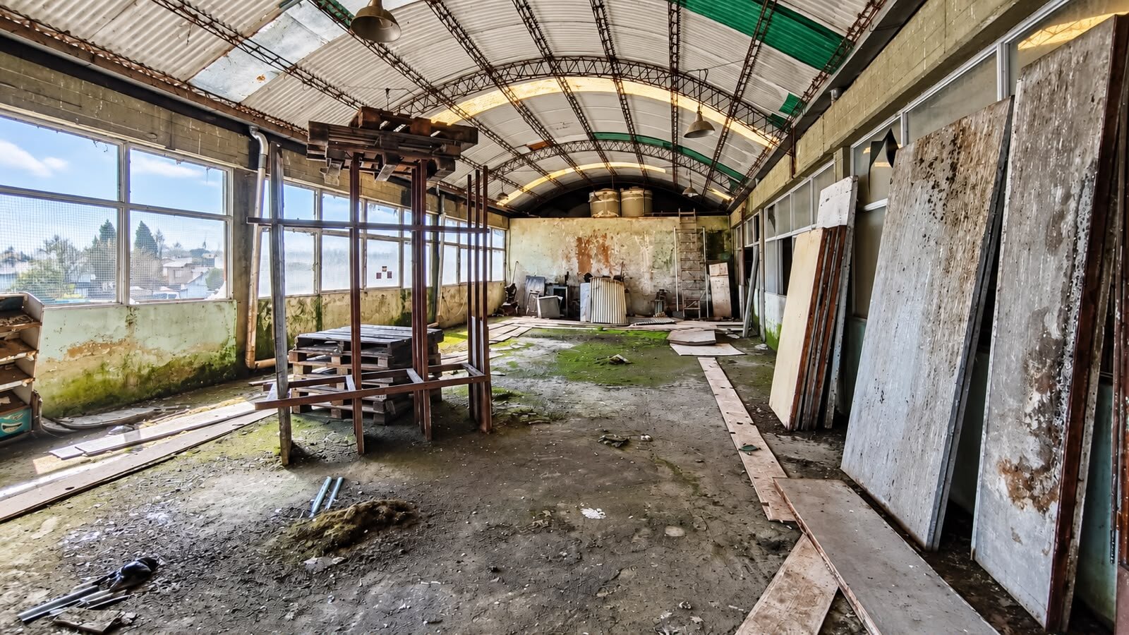 GALPON EN ALQUILER - ZONA INDUSTRIAL - 10