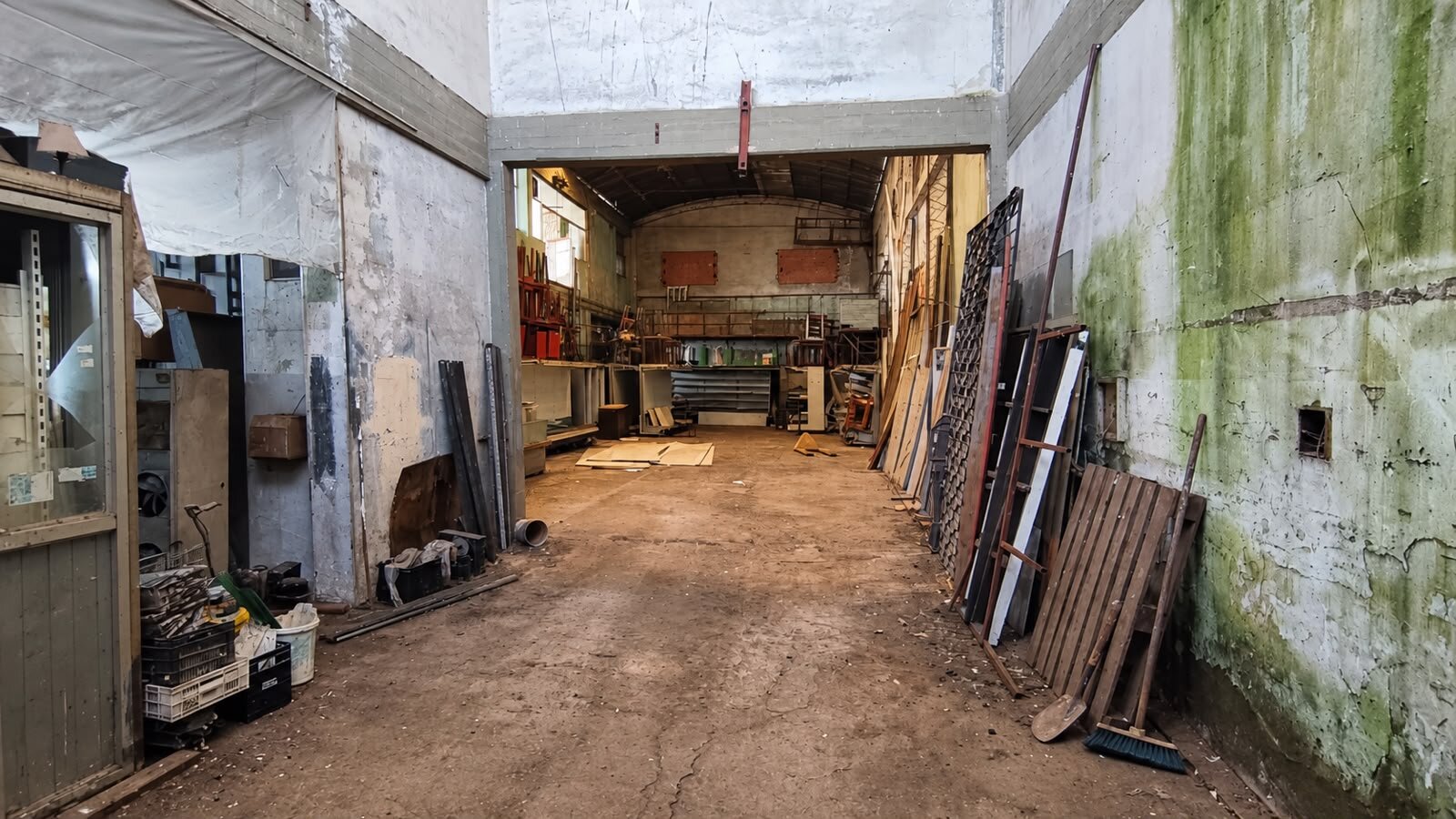 GALPON EN ALQUILER - ZONA INDUSTRIAL - 2