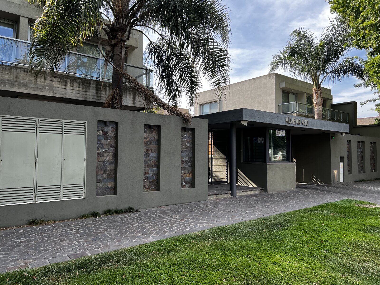 Alquiler Duplex complejo cerrado c/seguridad 24 hrs - 2