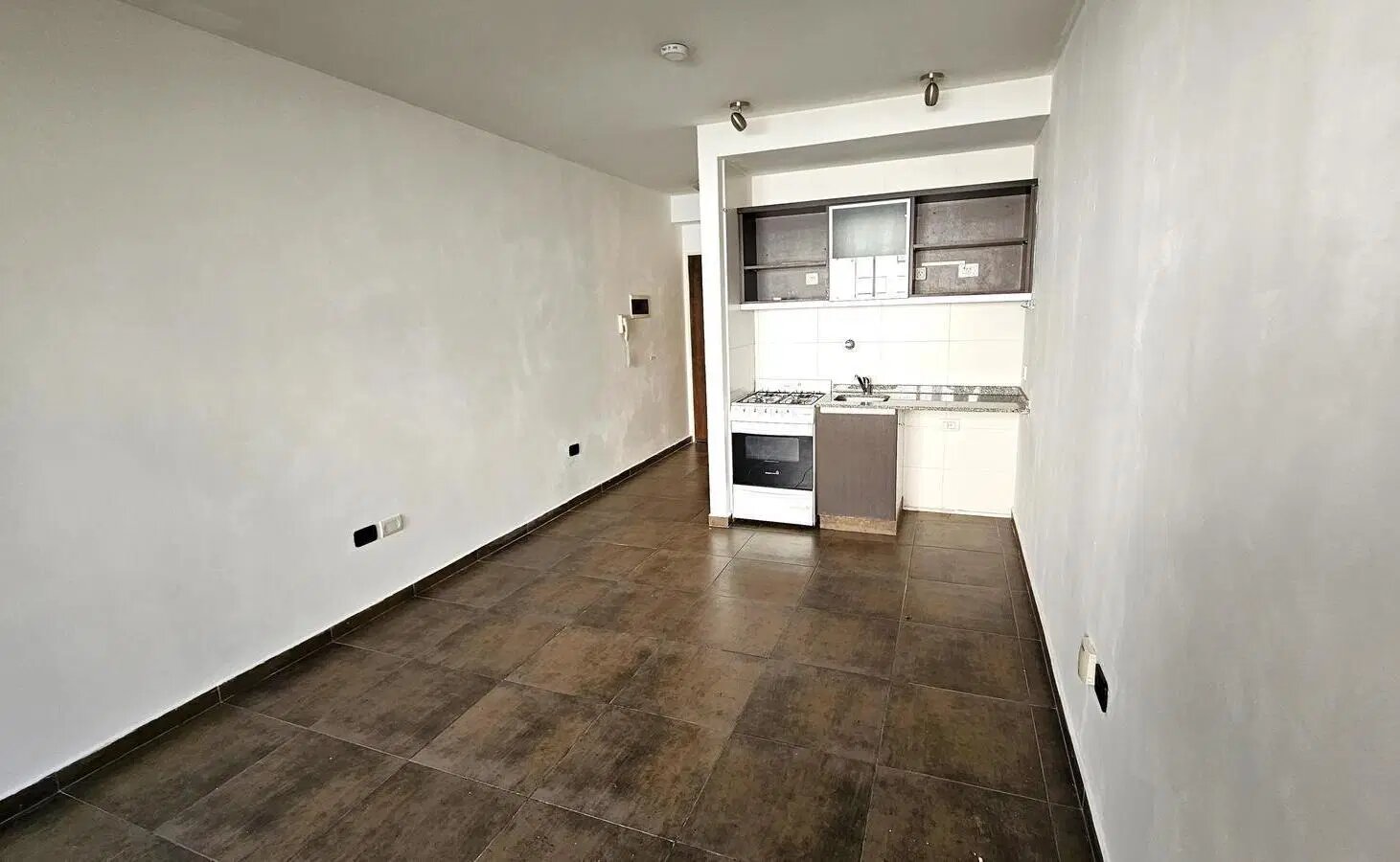 Alquiler Monoambiente balcón. Contrafrente. Apto profesional. Full Amenities. Baulera. — foto 9