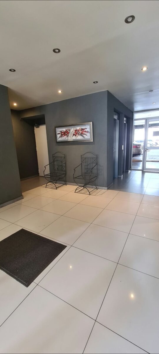 Alquiler Monoambiente balcón. Contrafrente. Apto profesional. Full Amenities. Baulera. — foto 7