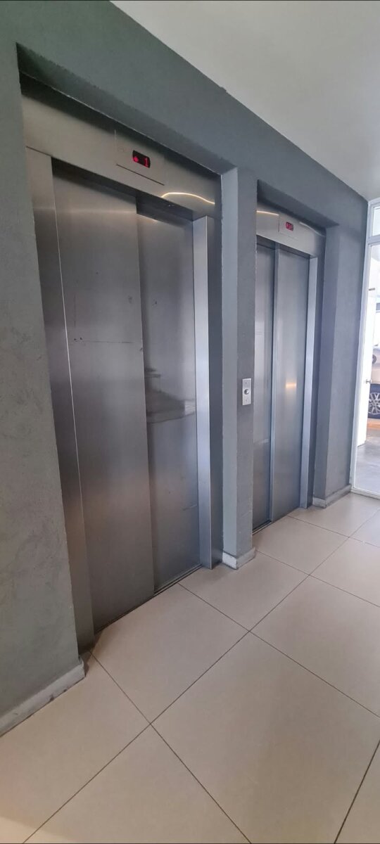 Alquiler Monoambiente balcón. Contrafrente. Apto profesional. Full Amenities. Baulera. — foto 5