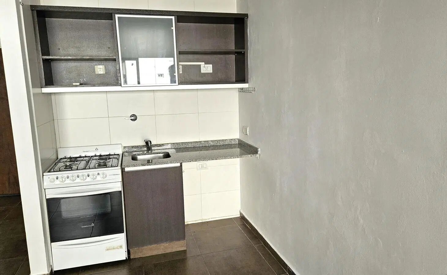 Alquiler Monoambiente balcón. Contrafrente. Apto profesional. Full Amenities. Baulera. — foto 12