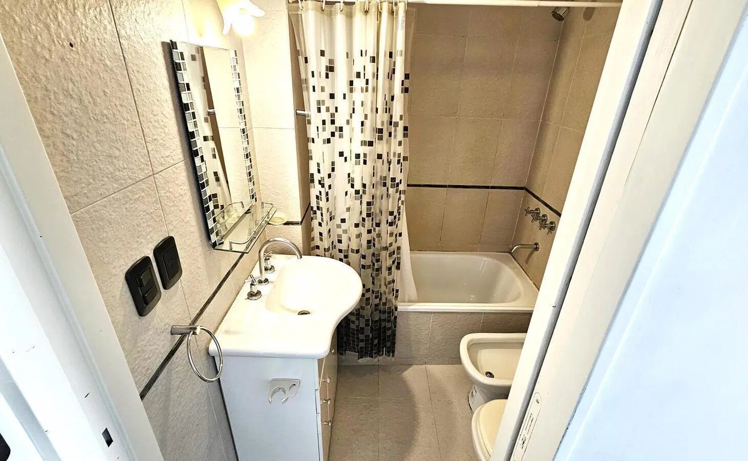 Alquiler Monoambiente balcón. Contrafrente. Apto profesional. Full Amenities. Baulera. — foto 15