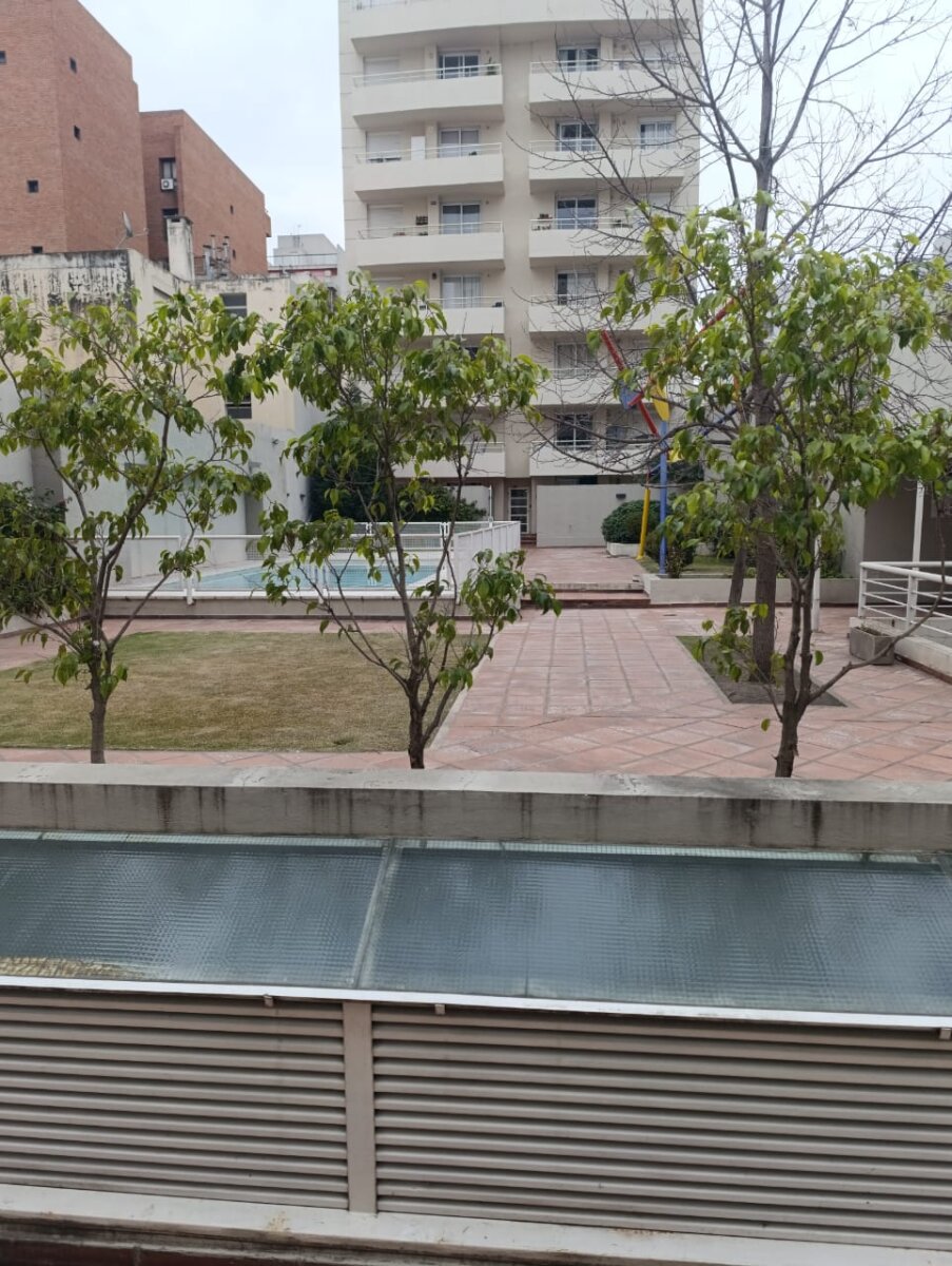 OPORTUNIDAD EN GRAL PAZ. DEPARTAMENTO + COCHERA - 16