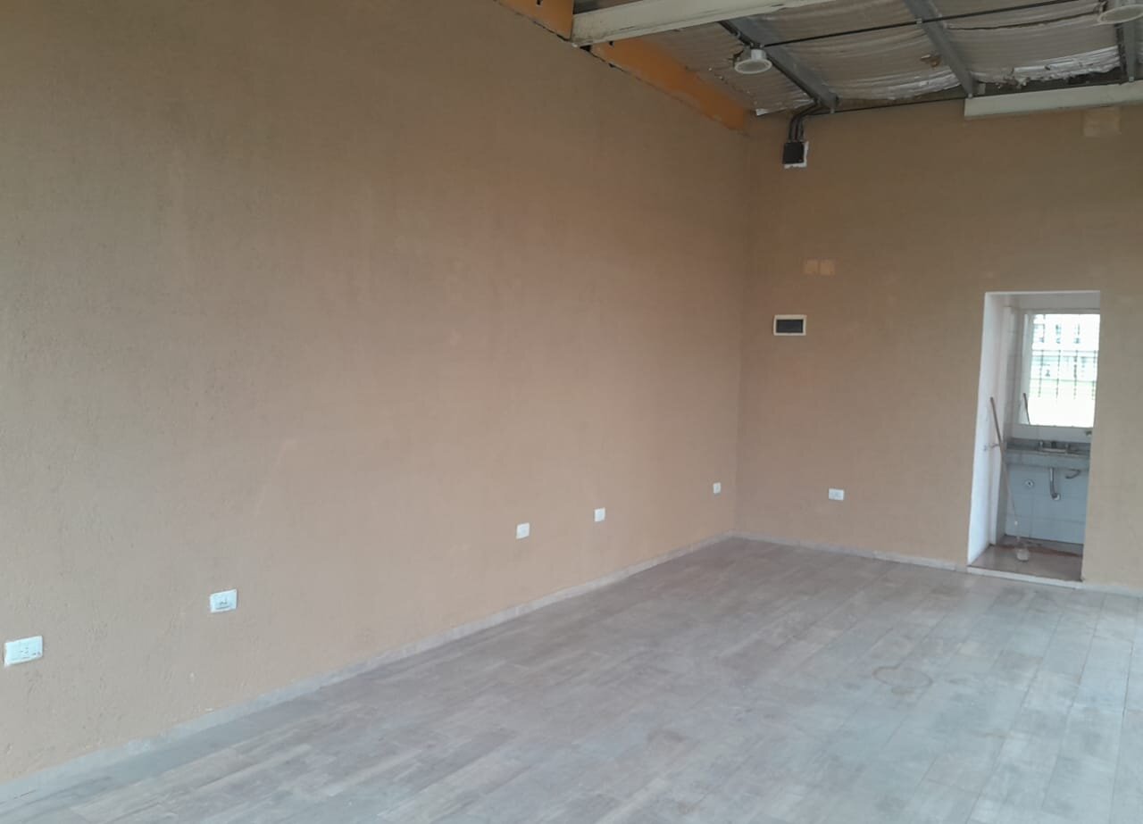 Alquilo Local en Barrio Procrear Liceo - 17