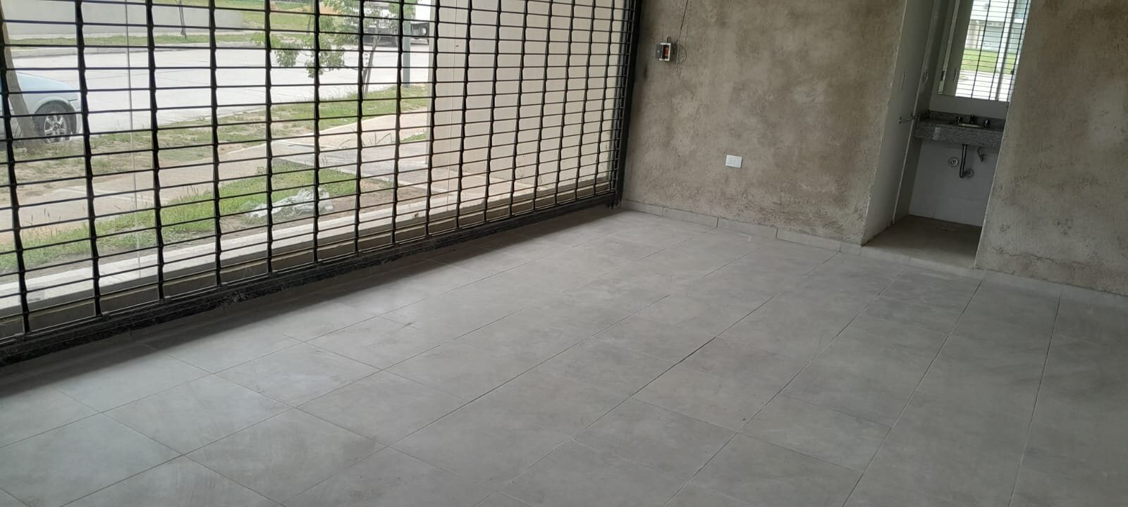 Alquilo Local en Barrio Procrear Liceo - 15