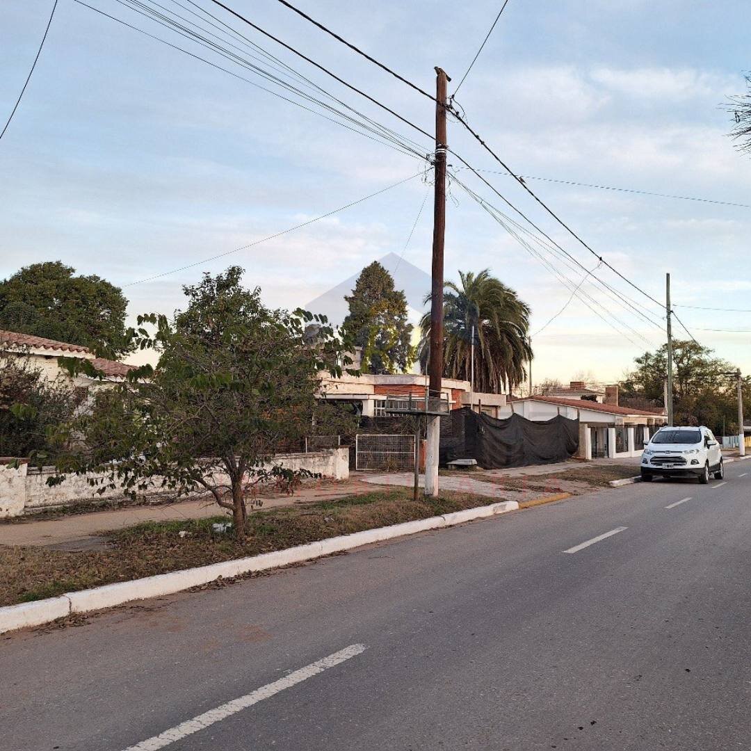 Casa en Villa Rumipal Barrio Centro - Imagen 3