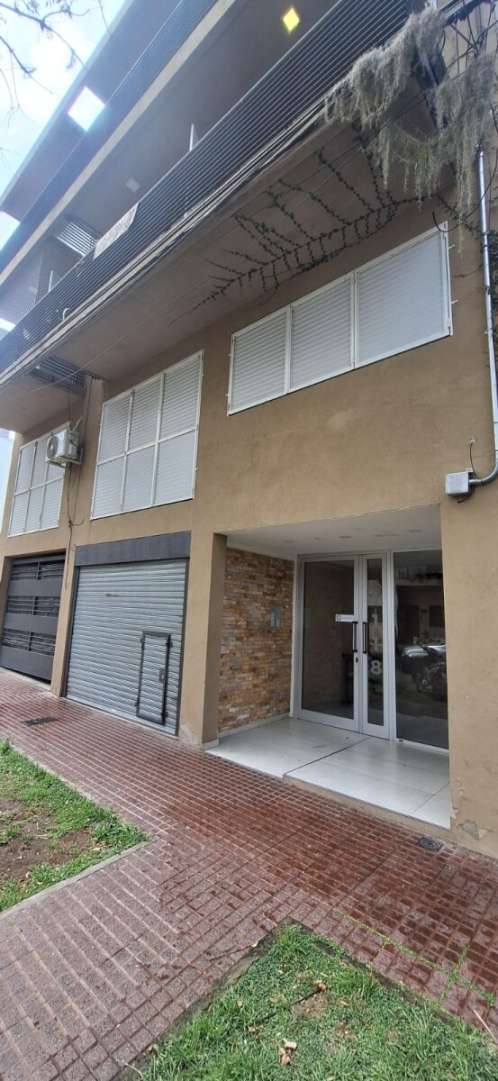 LOCAL COMERCIAL ALBERDI - 1
