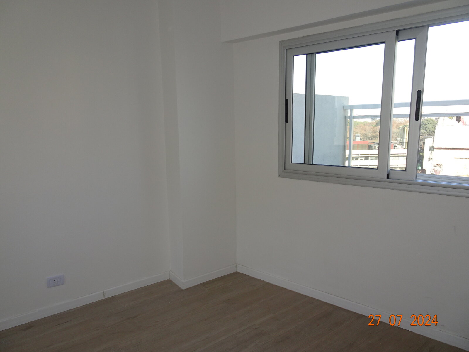 COQUETO MONOAMBIENTE DIVISIBLE AL FTE. CON BALCON — foto 15