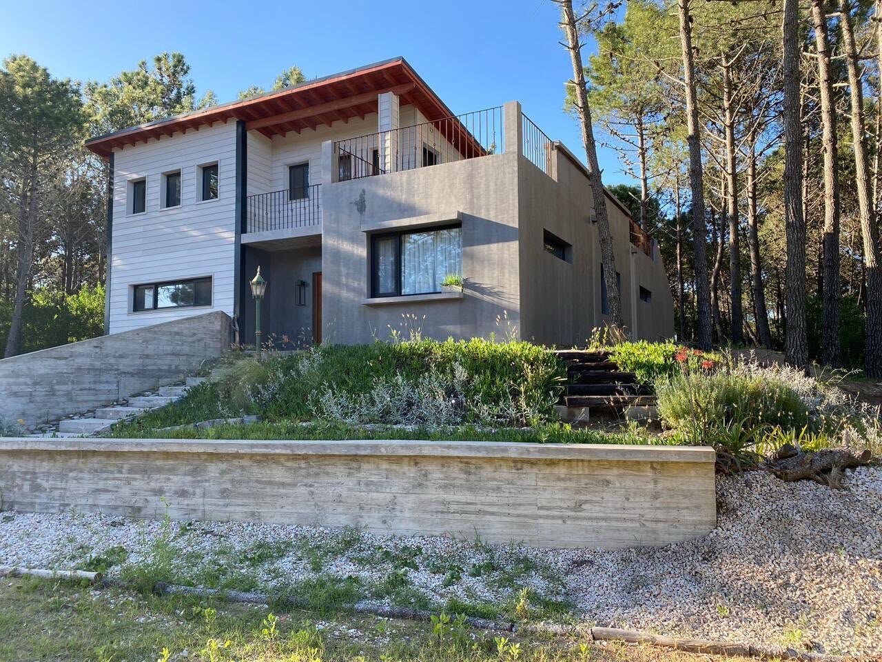 CASA MODERNA EN PINAMAR NORTE. — foto 11