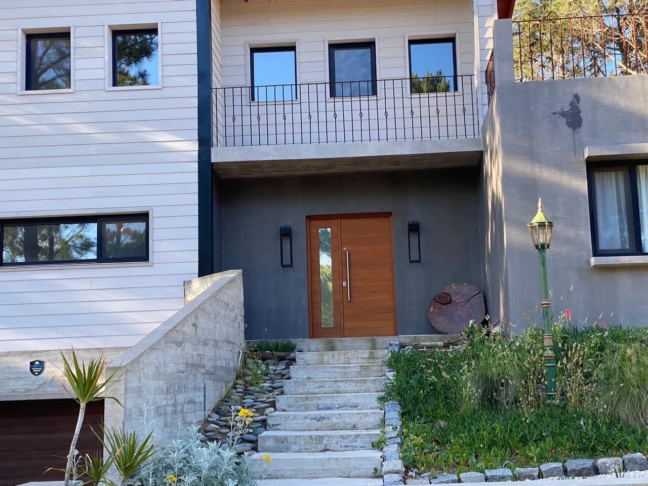 CASA MODERNA EN PINAMAR NORTE. — foto 3