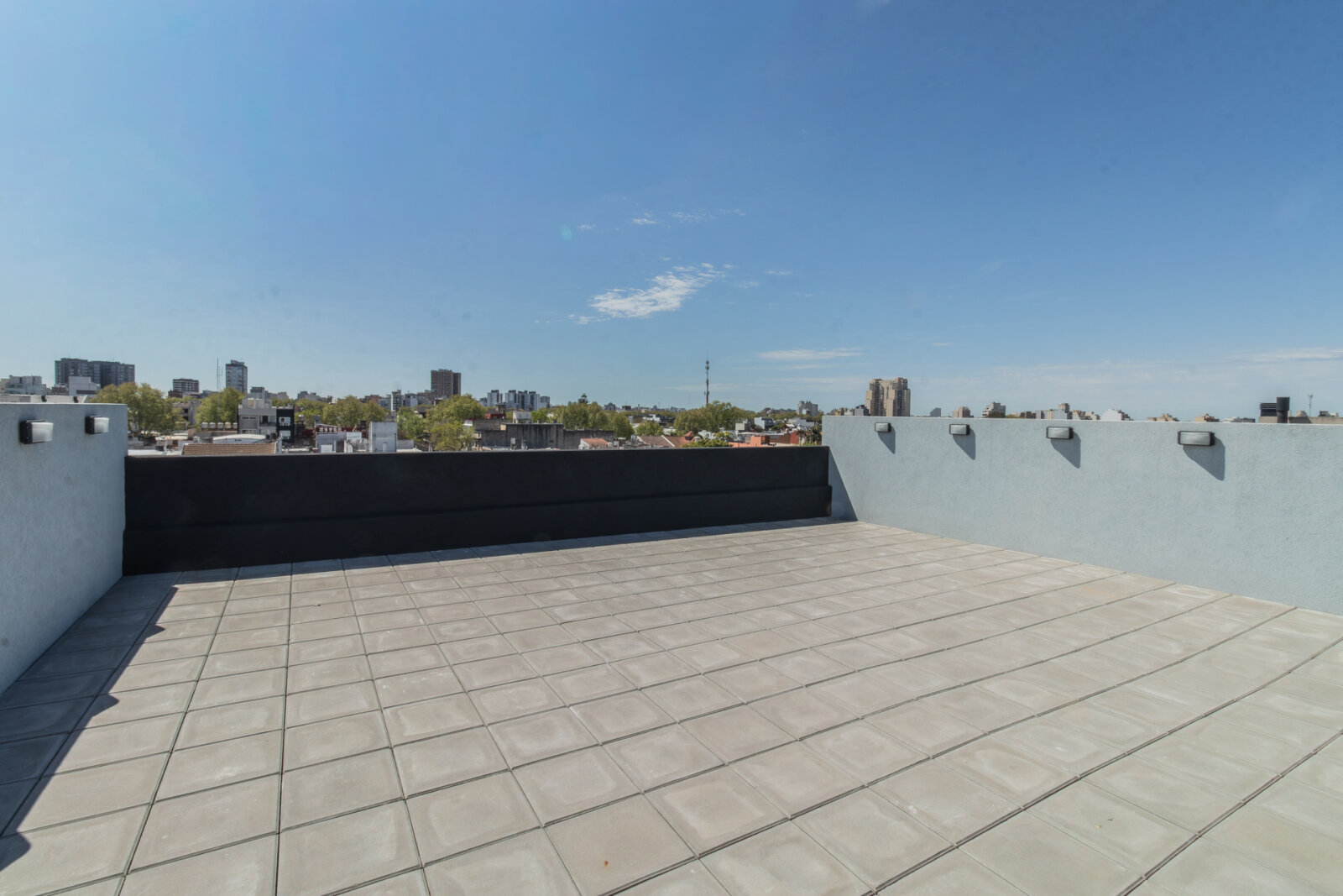 Venta. Departamento 3 ambientes a estrenar. Con patio. Eléctrico. Liniers - 26