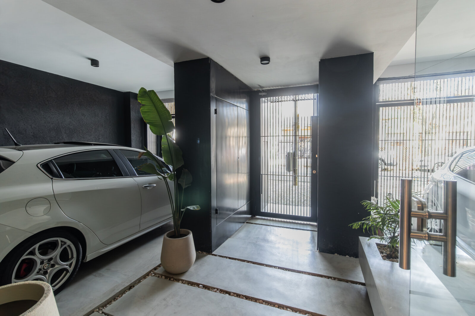 Venta. Departamento 3 ambientes a estrenar. Con patio. Eléctrico. Liniers - 28