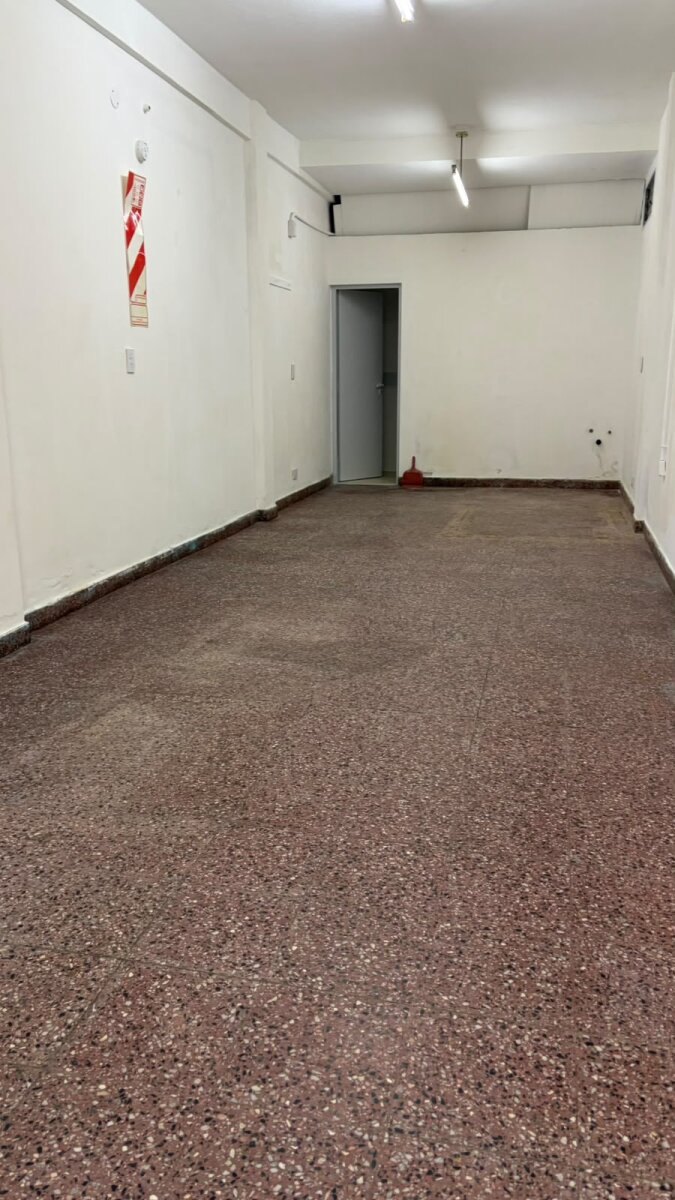 LOCAL COMERCIAL EN MORÓN — foto 15