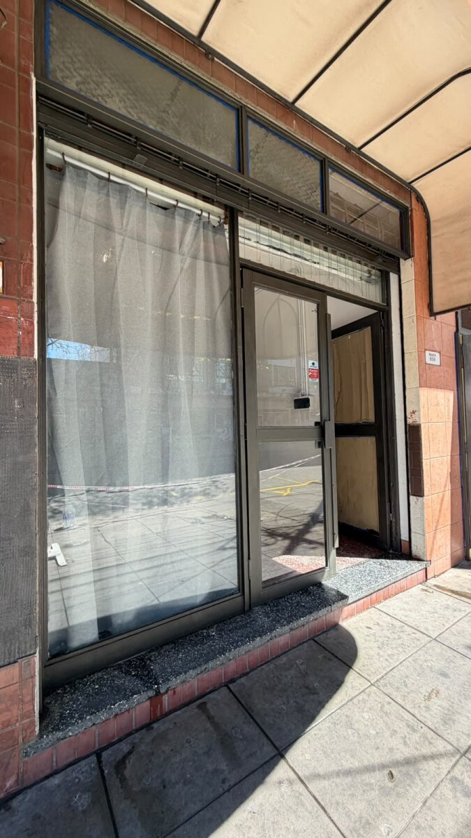 LOCAL COMERCIAL EN MORÓN - 8