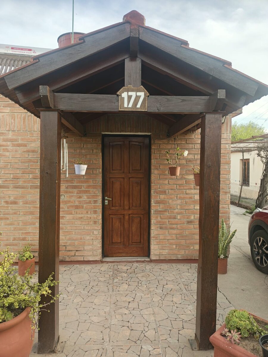 Casa en venta Barrio Guiñazú 3 dormitorios — foto 2