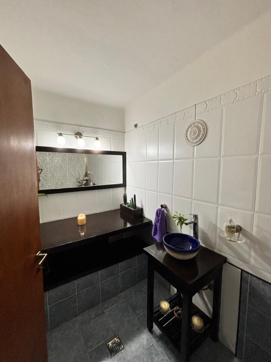 Casa 4 ambientes con garange y quincho — foto 14