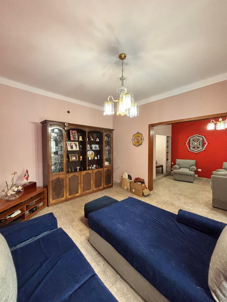 Casa 4 ambientes con garange y quincho — foto 5