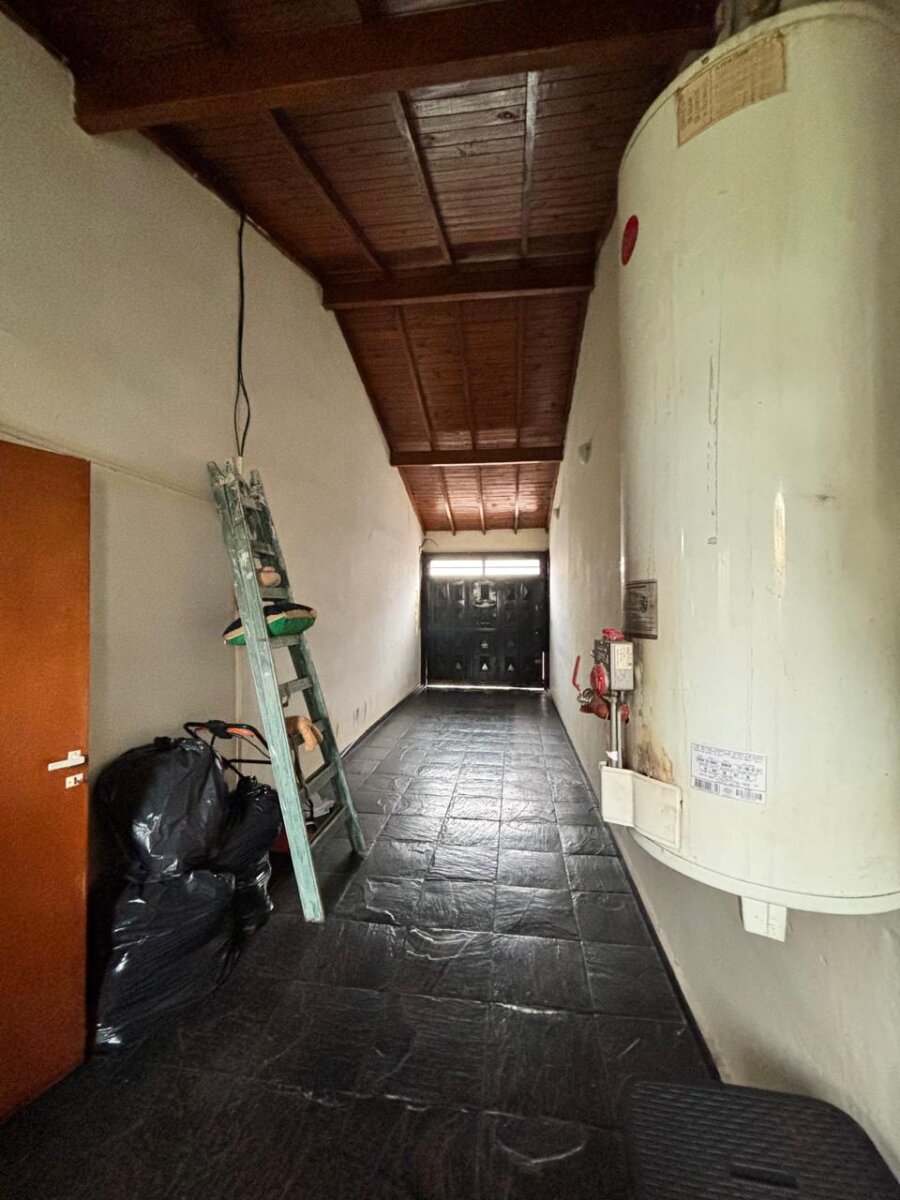 Casa 4 ambientes con garange y quincho - 38