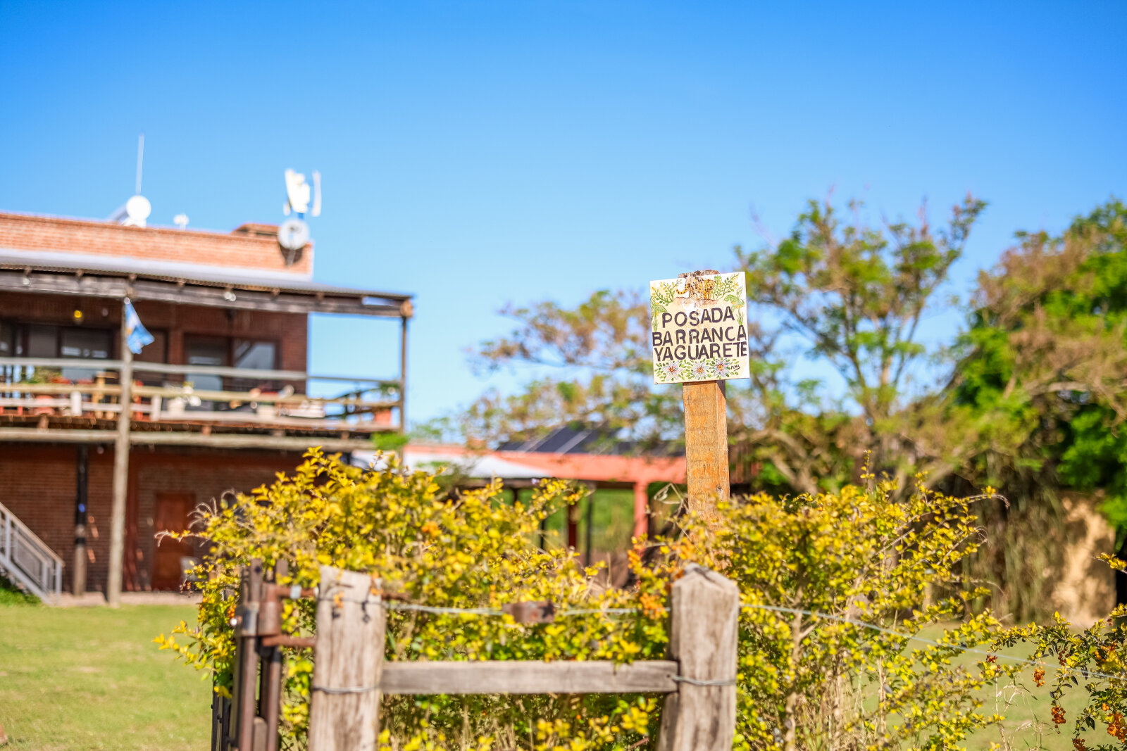 Hosteria en Venta frente al Rio Parana en Pcia. de Corrientes - 13