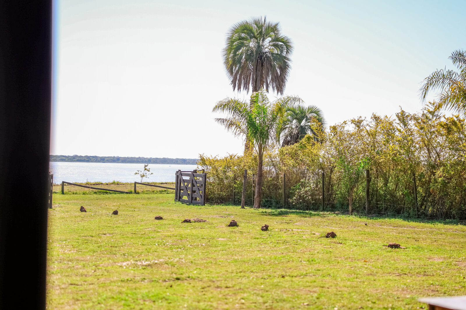 Hosteria en Venta frente al Rio Parana en Pcia. de Corrientes - 3