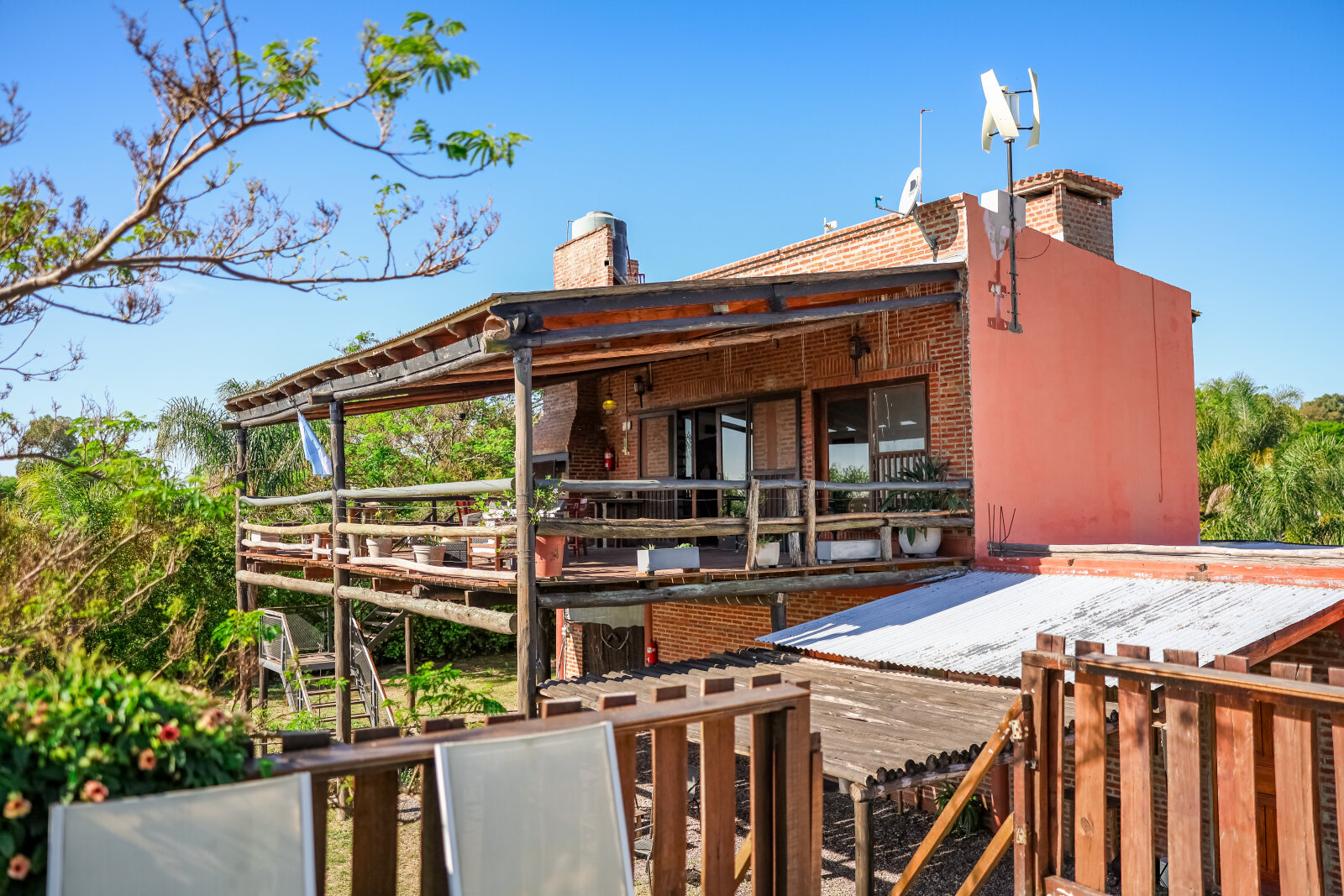 Hosteria en Venta frente al Rio Parana en Pcia. de Corrientes - 17