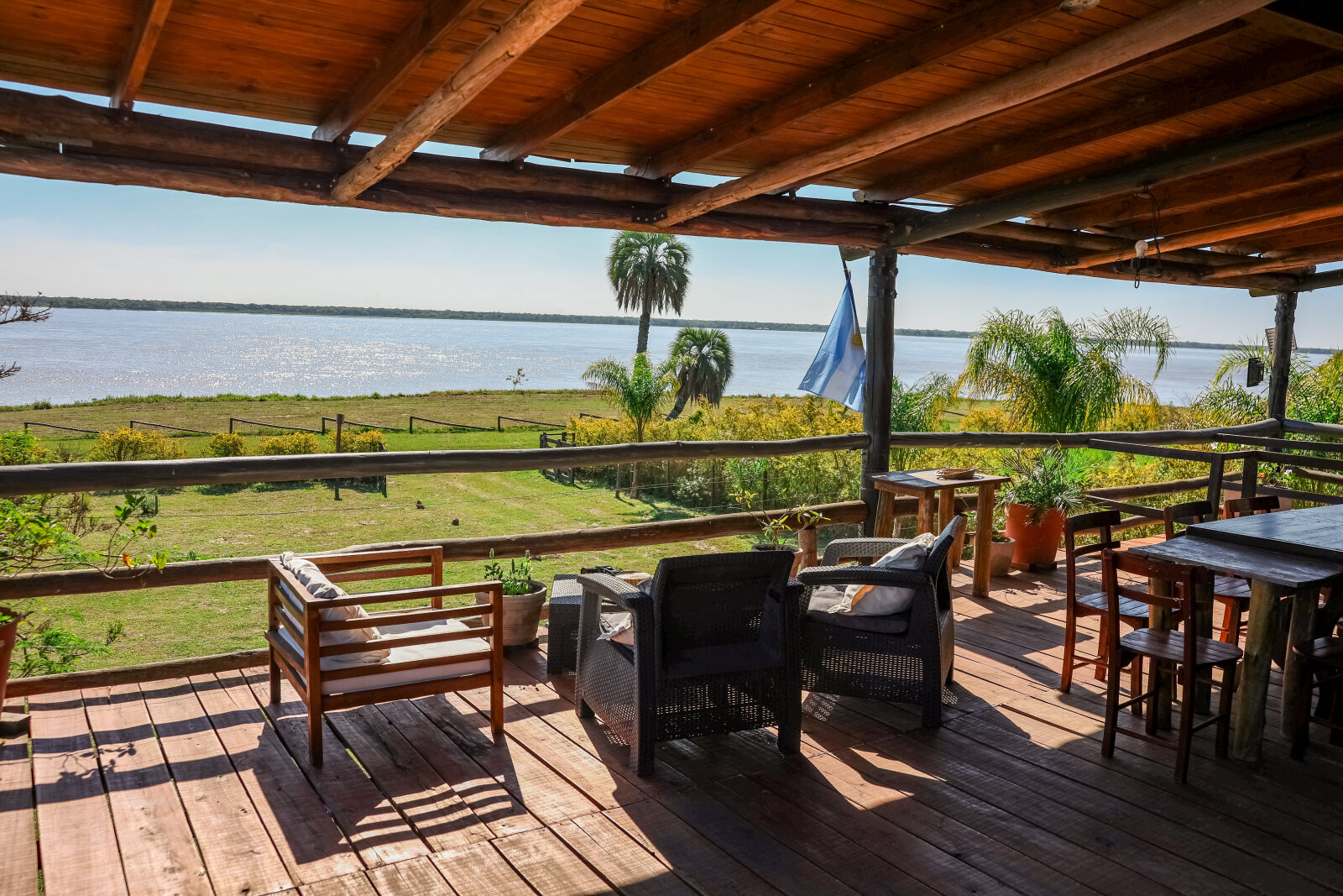 Hosteria en Venta frente al Rio Parana en Pcia. de Corrientes - 24