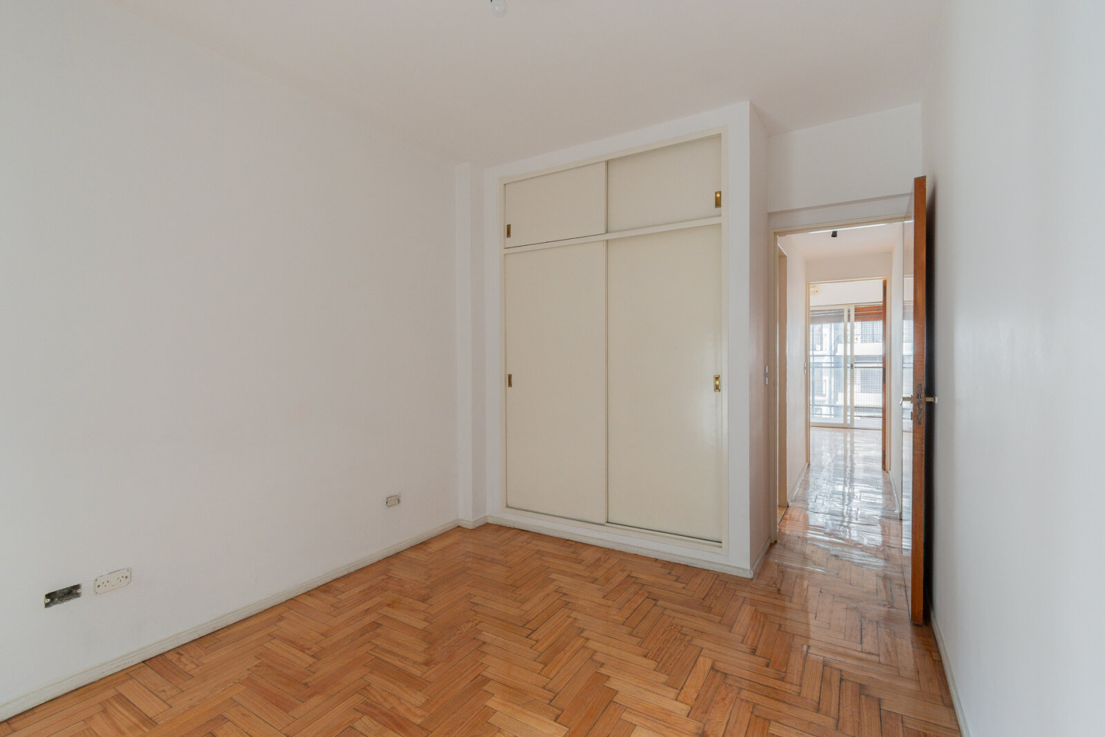 4 Ambientes Al Frente Con Cochera · Subte En La Puerta · En Venta · Almagro — foto 11