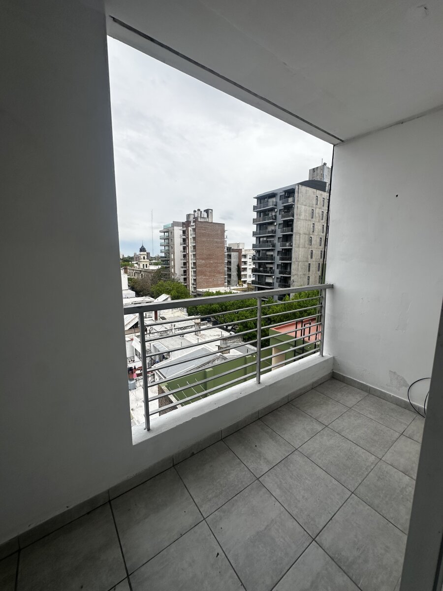 Alquiler monoambiente Pasco 379 piso 6 con balcon — foto 2