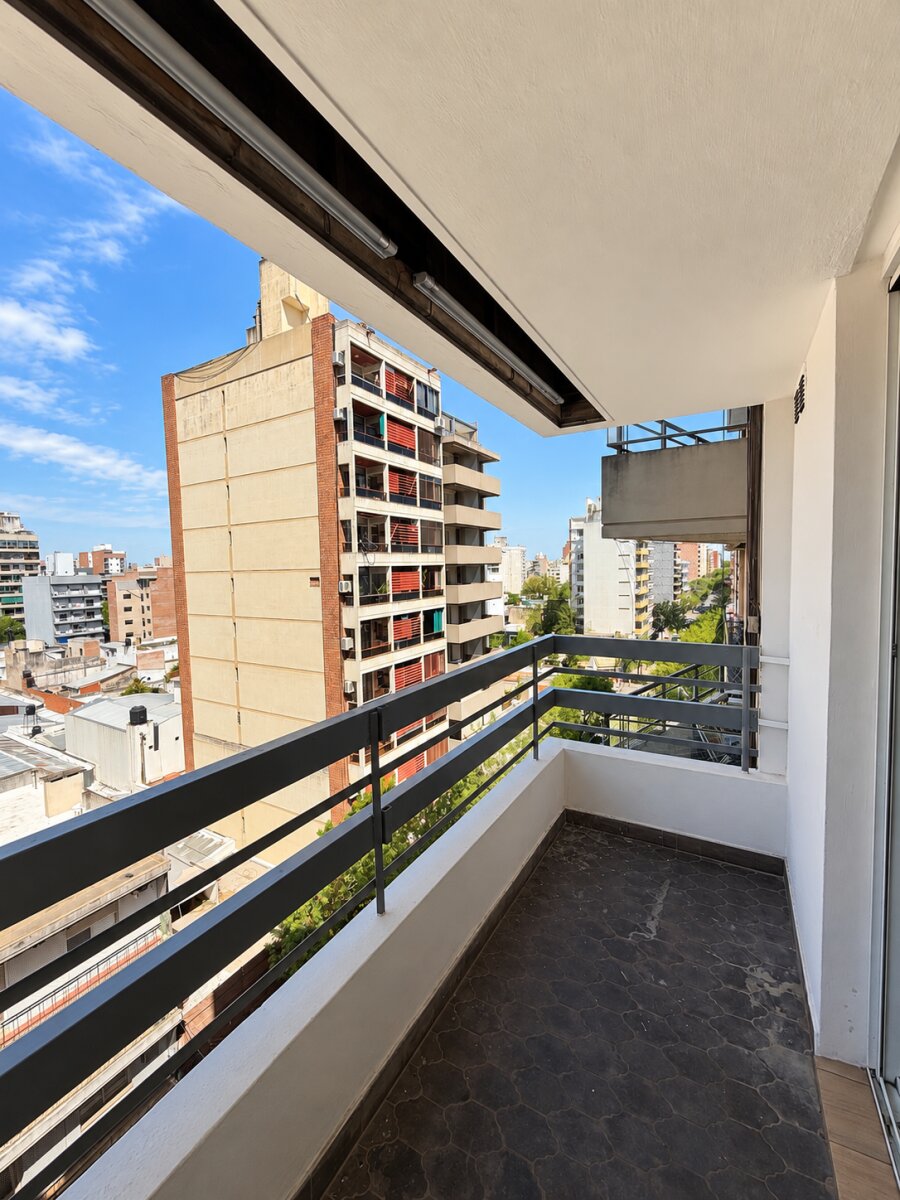CORRIENTES 1838 - 3 DORMITORIOS CON COCHERA + AMENITIES — foto 2