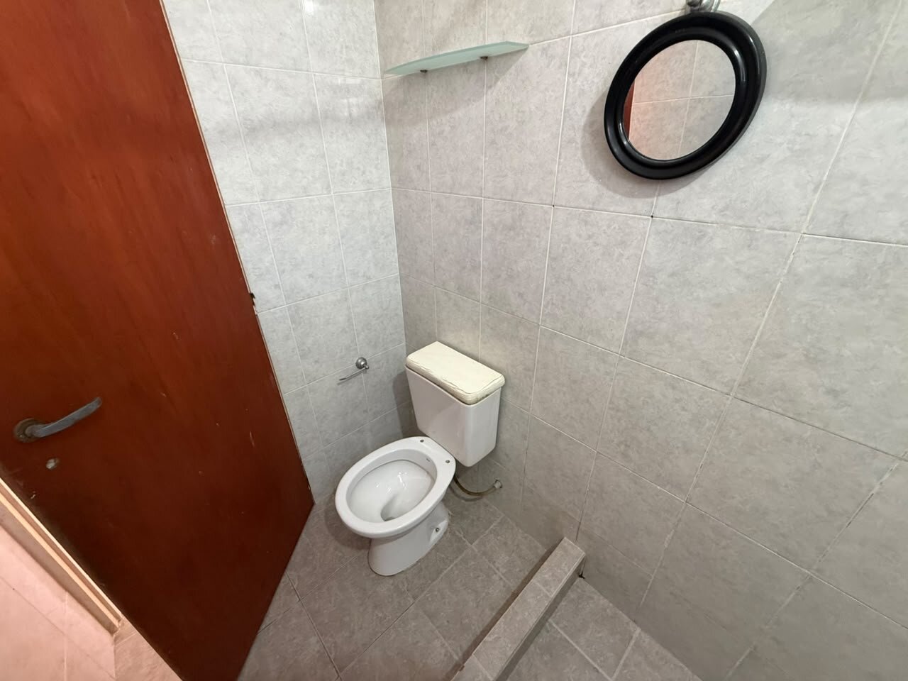 Alquiler 2 ambientes compacto en Moron — foto 4