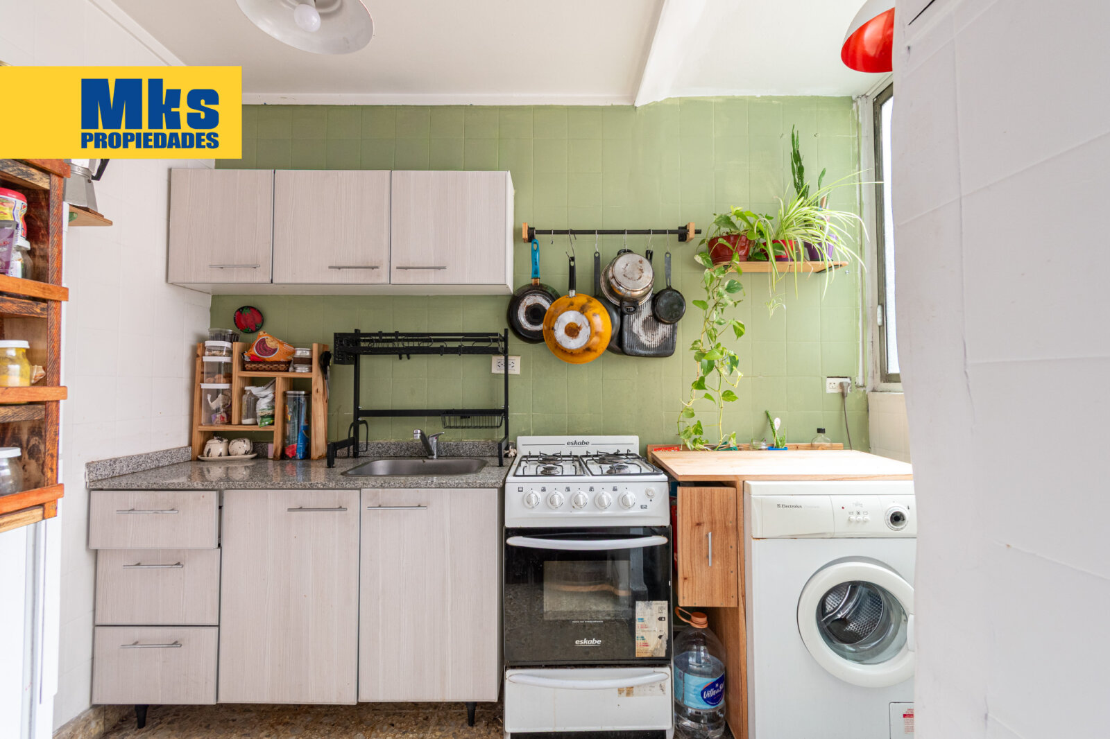 Departamento de 2 ambientes en venta sobre Av Montes de Oca. Barracas. — foto 4