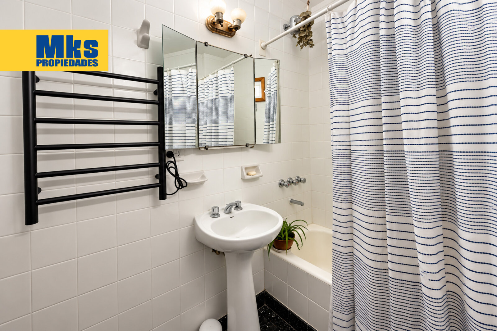 Departamento de 2 ambientes en venta sobre Av Montes de Oca. Barracas. — foto 7