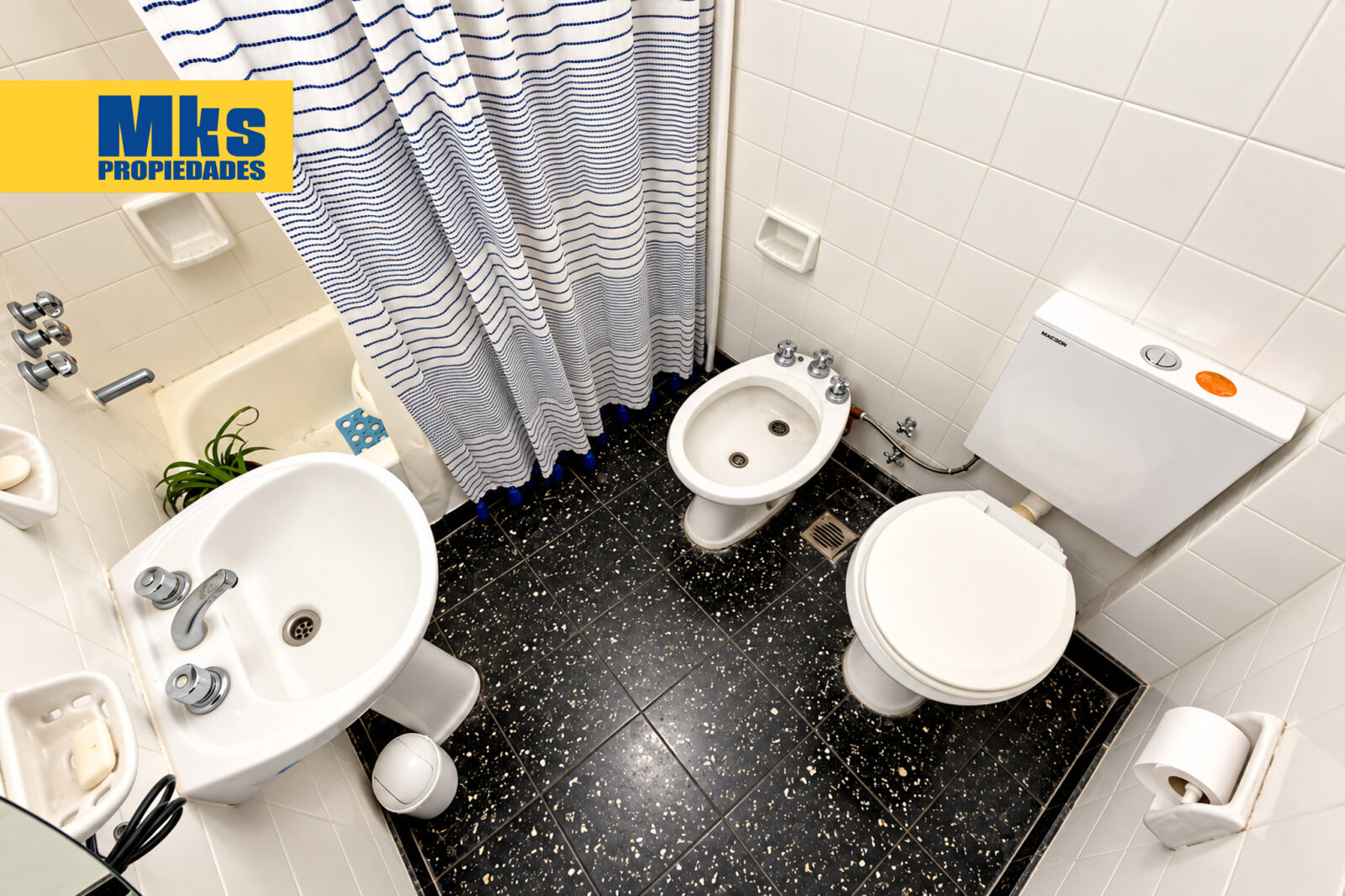 Departamento de 2 ambientes en venta sobre Av Montes de Oca. Barracas. — foto 8