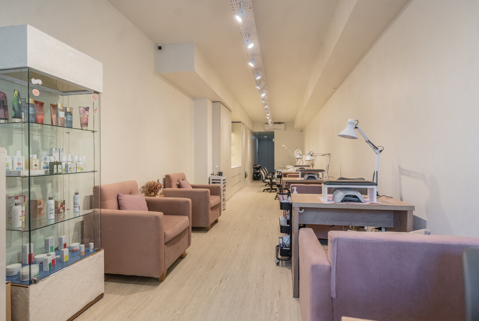 Venta local comercial Av. Córdoba · Vidriera · Con renta - 4