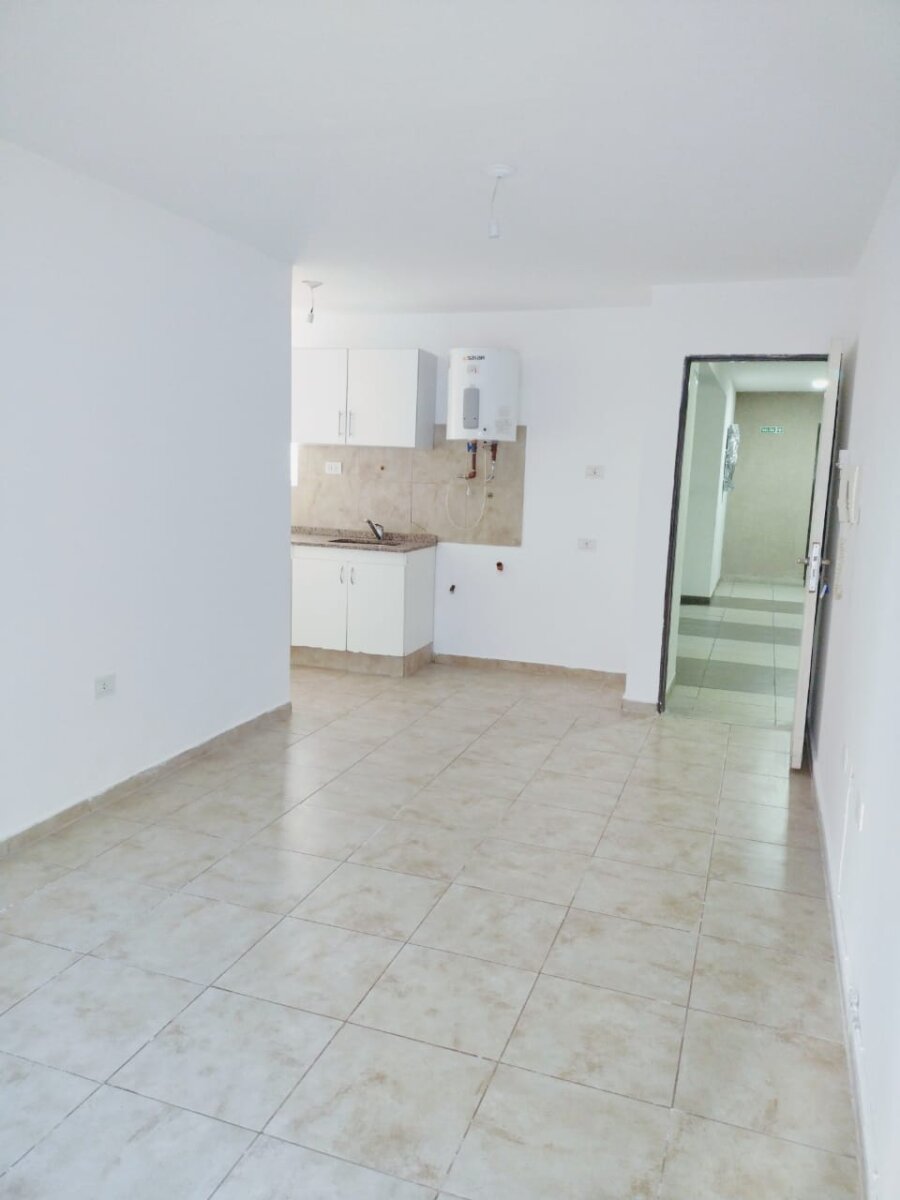 ¡DEPARTAMENTO EN ALQUILER EN BARRIO ALBERDI! | 1 DORM. CON PATIO — foto 3
