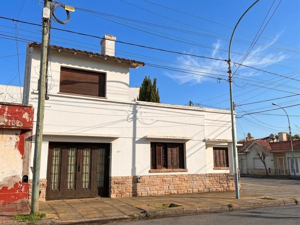 CASA 3 AMBIENTES CON JARDIN APTA CRÉDITO — foto 3