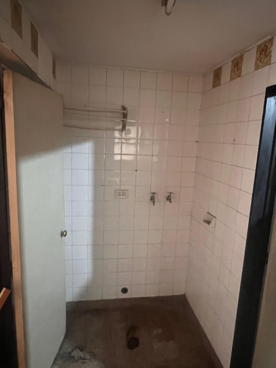 3 AMBIENTES C/ DEPENCIA- Balcón al frente !!! Barrio Norte!! — foto 10