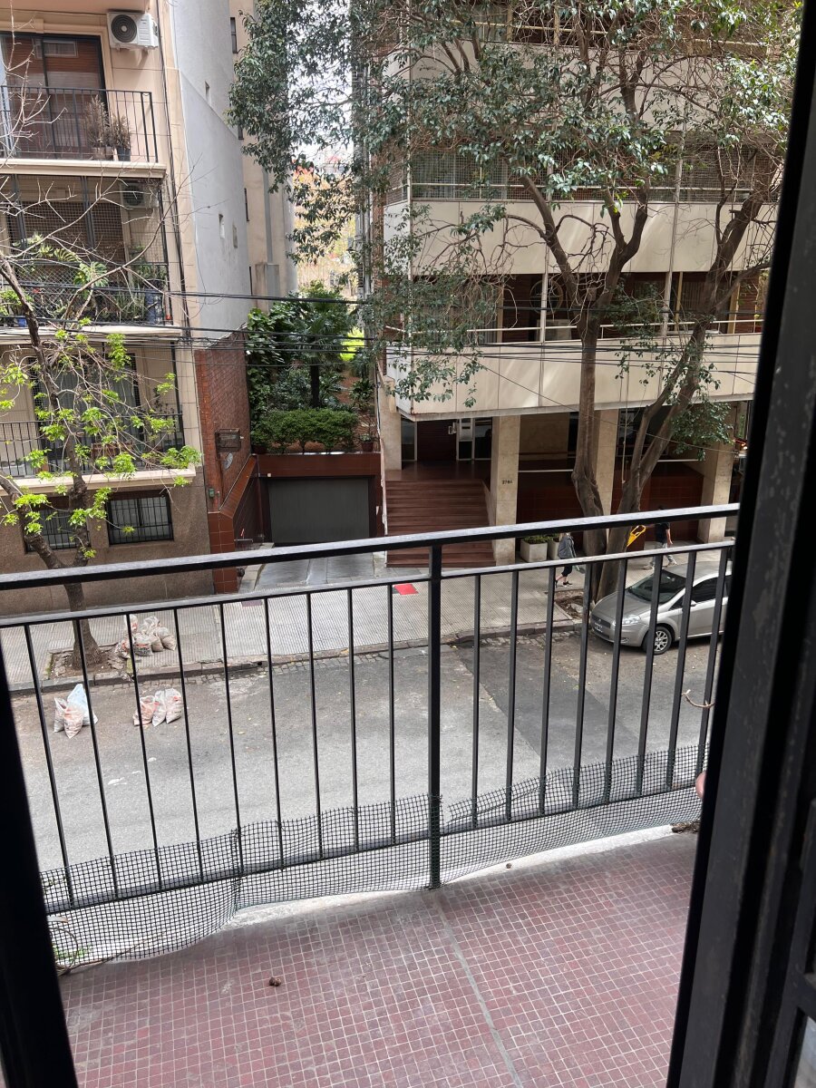 3 AMBIENTES C/ DEPENCIA- Balcón al frente !!! Barrio Norte!! — foto 2