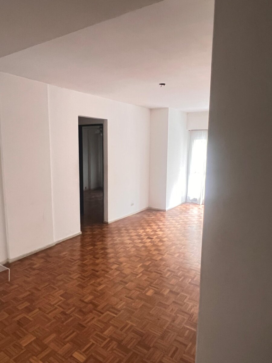 3 AMBIENTES C/ DEPENCIA- Balcón al frente !!! Barrio Norte!! — foto 4