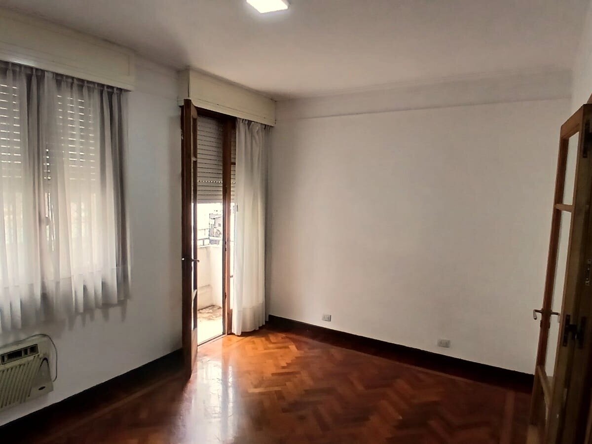 Impecable 1 Dormitorio + Comodín en alquiler