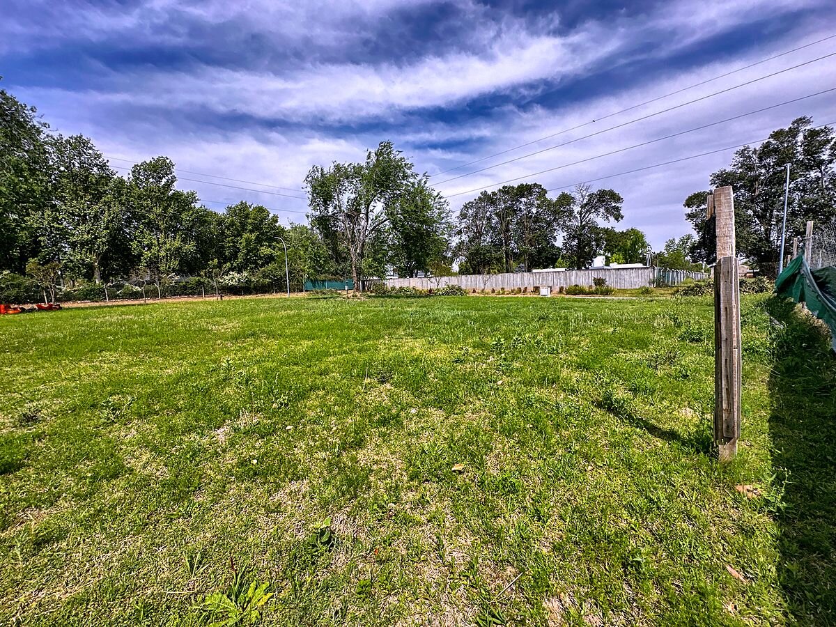 Lote en venta 360 m² apto dúplex en barrio cerrado La Luisita, Zona Sur - 1