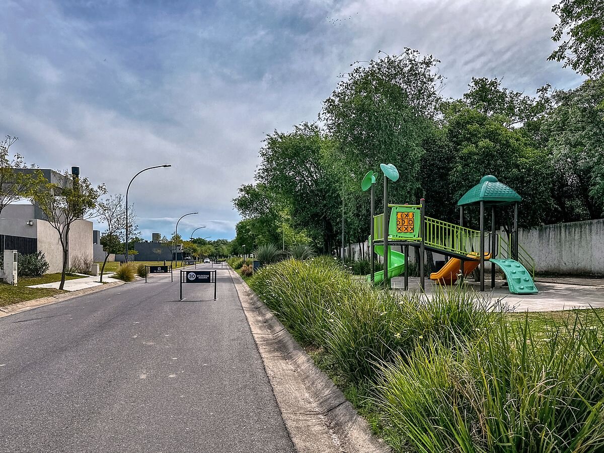 Lote en venta 360 m² apto dúplex en barrio cerrado La Luisita, Zona Sur - 7