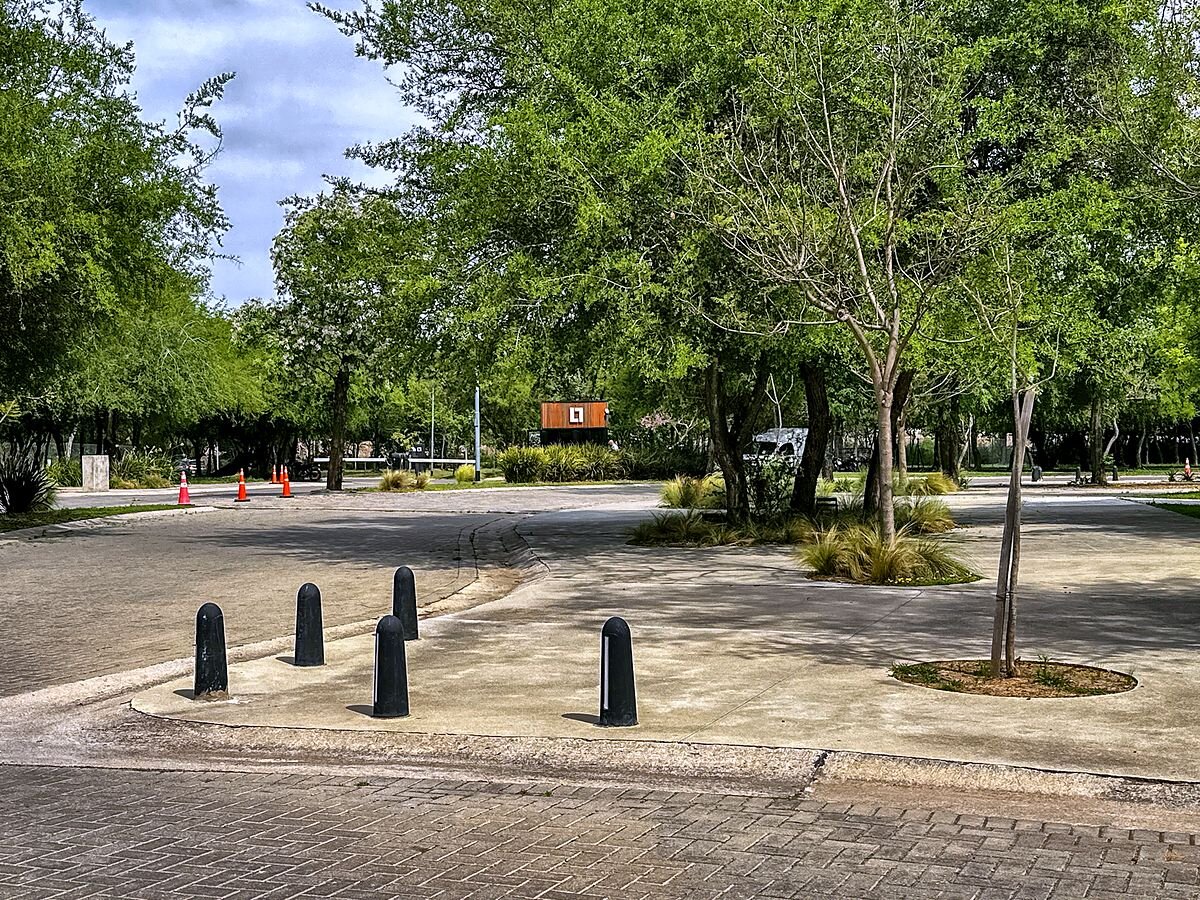 Lote en venta 360 m² apto dúplex en barrio cerrado La Luisita, Zona Sur - 11