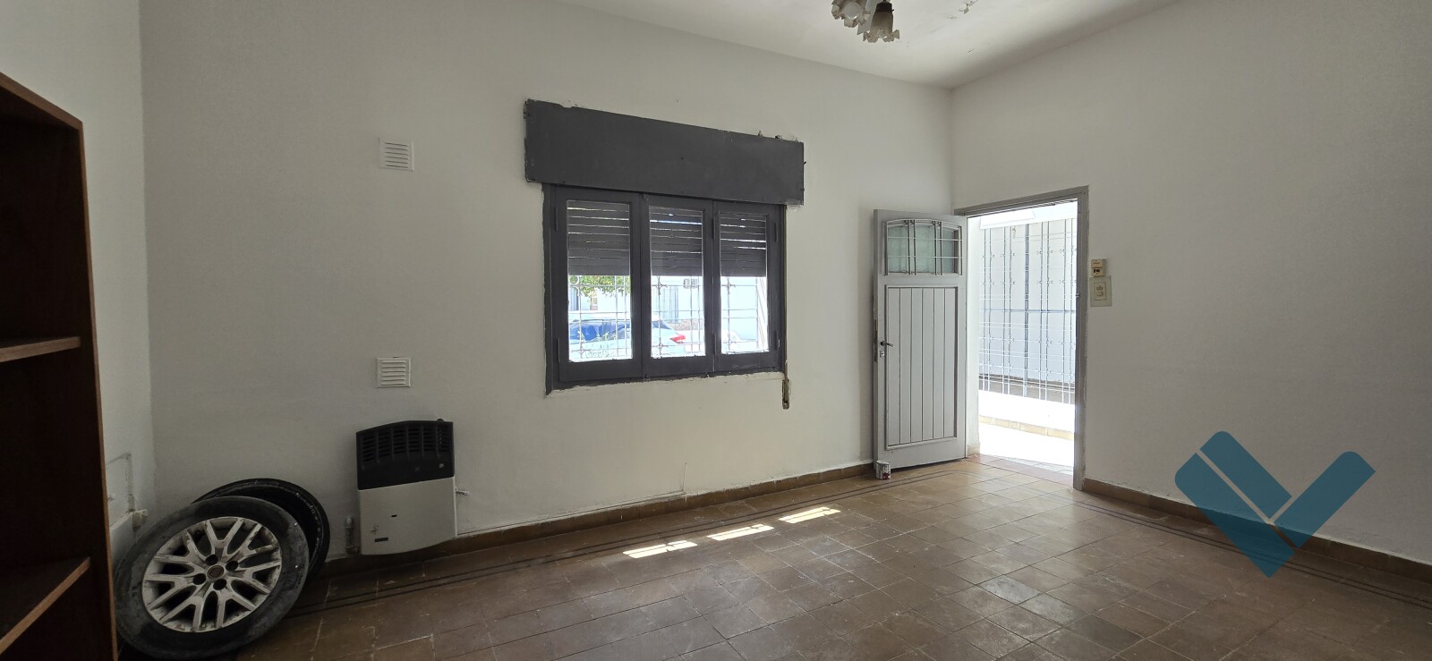 CASA DOS DORMITORIOS B° RESIDENCIAL AMERICA - Imagen 3