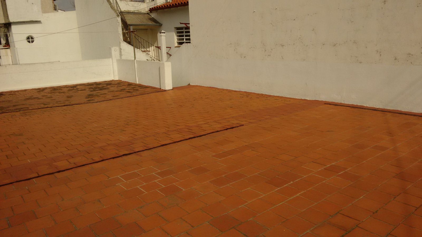 OLIVOS en ALQUILER casa muy comoda con 2 dorm, living comedor, cocina comedor, , baño, garage, patio,jardin y terraza — foto 12