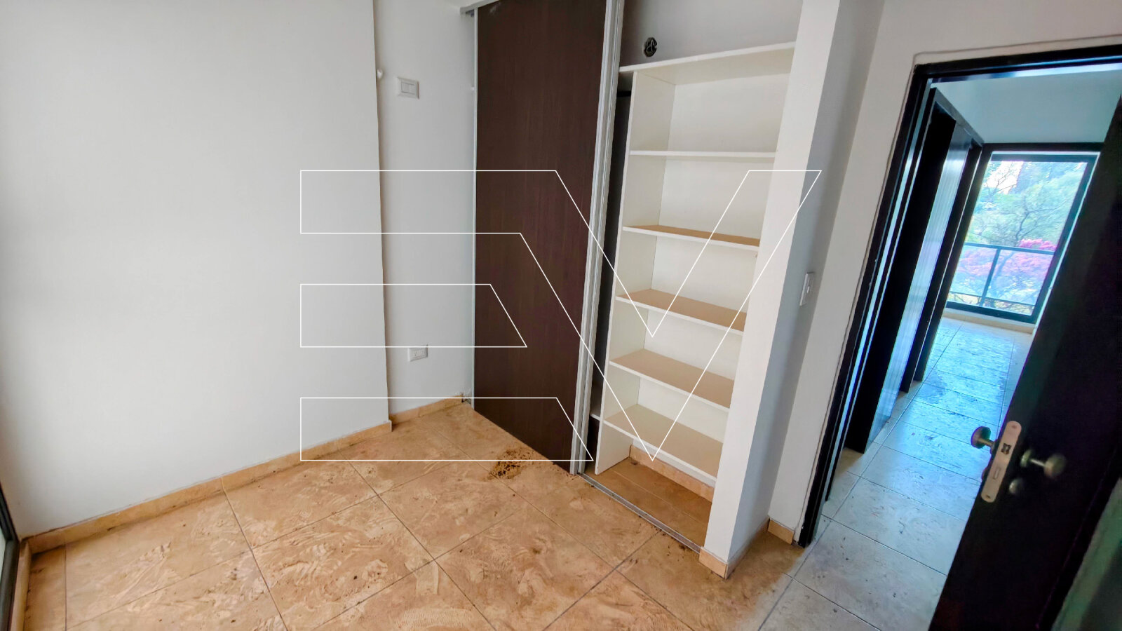 ALQUILER. NUEVA CORDOBA. AMPLIO DEPTO 2 DORM + 2 BAÑOS + 2 COCHERAS - 18