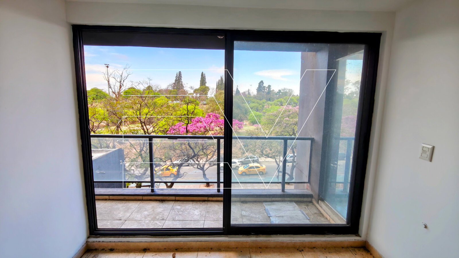 ALQUILER. NUEVA CORDOBA. AMPLIO DEPTO 2 DORM + 2 BAÑOS + 2 COCHERAS — foto 11